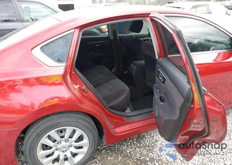 2013 Nissan Altima 2.5 S from USA, damaged, VIN 1N4AL3AP1DN523082